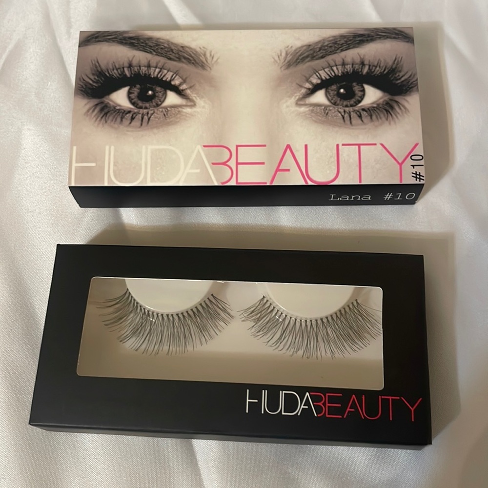 HUDA BEAUTY EYELASH LANA #10